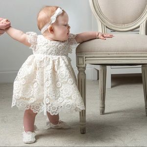 Baby beau $ belle, White cream lace infant dress for a special day, 9-12 month